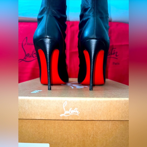 Christian Louboutin French Tutu Button Black Leather Booties Size 36, US 6, USED - Picture 9 of 16